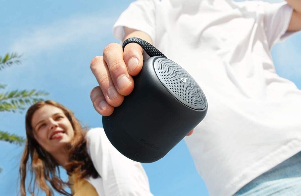 10 Nice to Have Travel Gadgets for Your Next Adventure - Anker Soundcore Mini 3 Anker Soundcore Mini 3