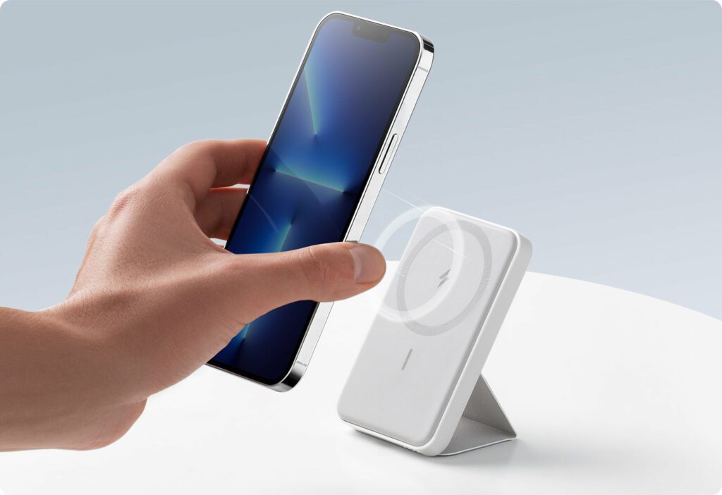 7 Incredibly Thin Power Banks You Can Buy Today - Anker 622 MagGo Anker 622 MagGo