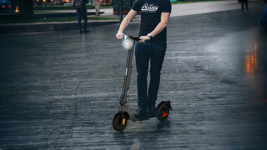 Top 7 Adult Electric Scooters Daily Commuting - Riley Scooters RS3 Riley Scooters RS3