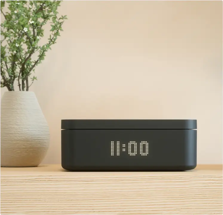 This Smart Safe Alerts You When Someone Tries to Open It