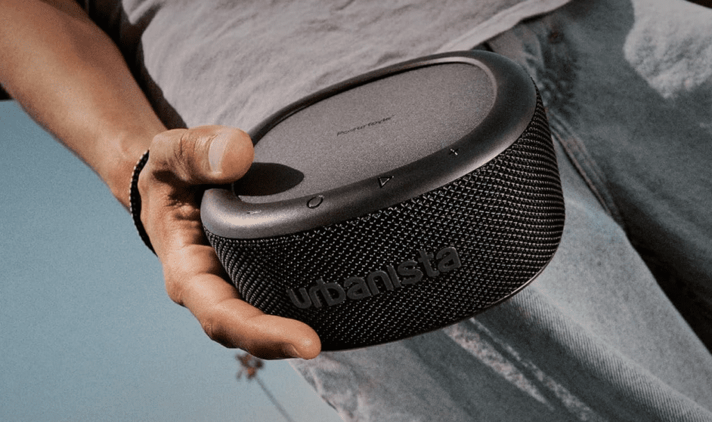 Everyday Solar-Powered Gadgets That Make Perfect Gifts - image 122 image 122