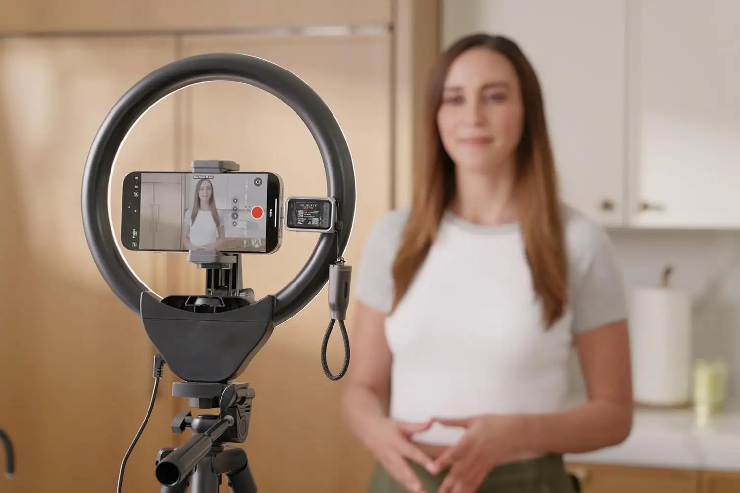 This Mini SSD Enclosure provides 10Gbps speeds and auto cooling