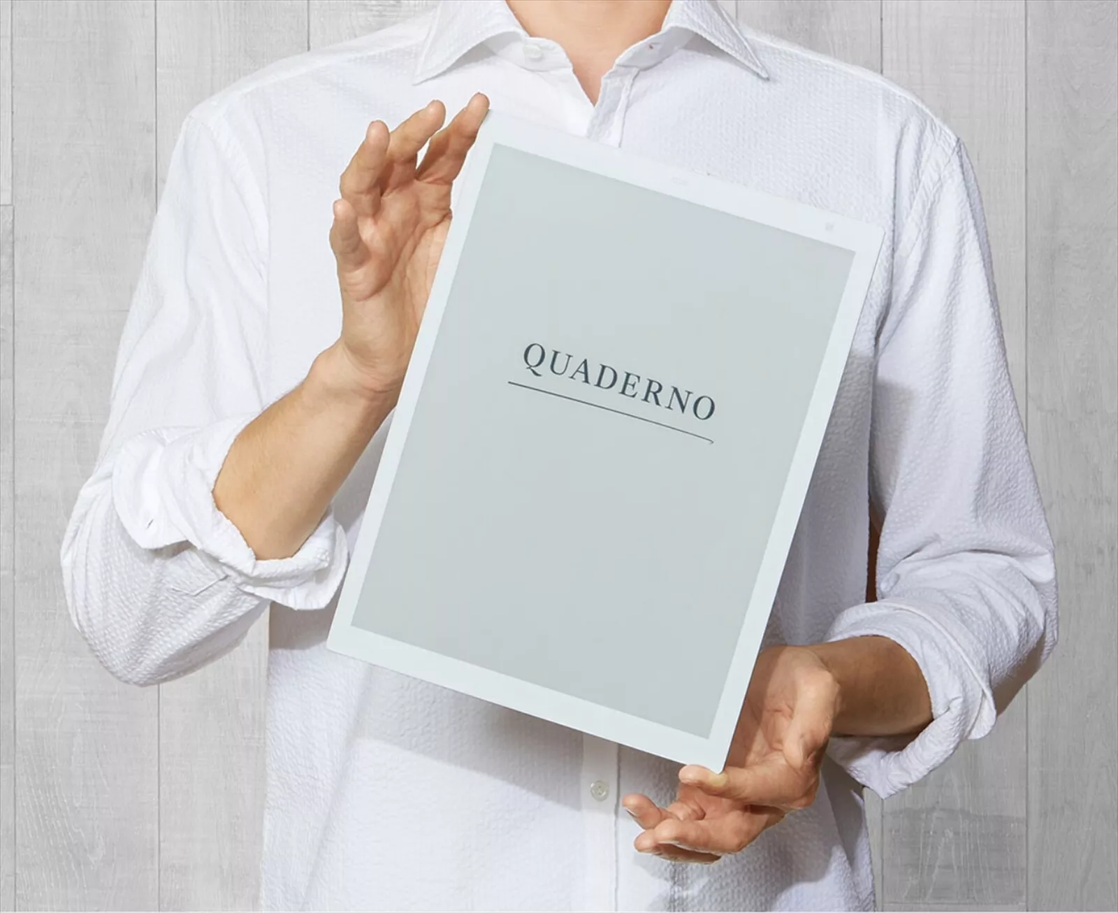 This Fujitsu QUADERNO boasts a lightweight and thin flexible e-paper display - This Fujitsu QUADERNO boasts a lightweight and thin flexible e paper display This Fujitsu QUADERNO boasts a lightweight and thin flexible e paper display