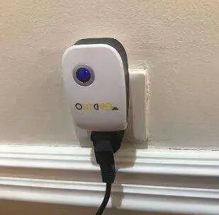 Ultrasonic Pest Repellent for Mosquitoes, Mice, Spiders, Roaches, & More - 098019280913 098019280913