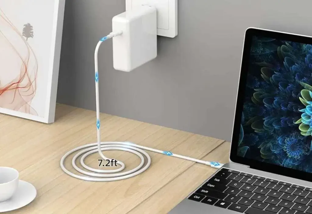 6 Best Universal Laptop Chargers for Every Budget - 712j1nmfcML. AC SL1500 712j1nmfcML. AC SL1500