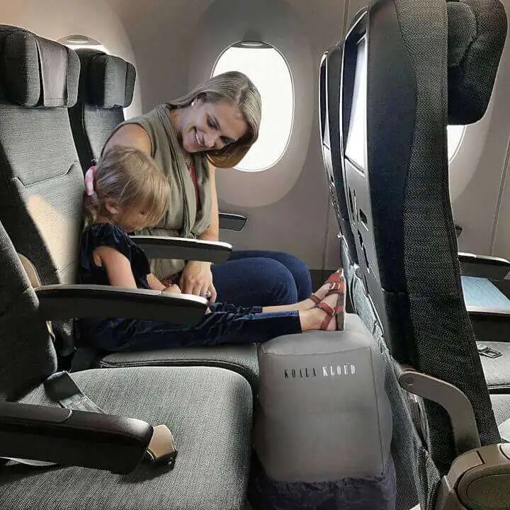 Inflatable Airplane Footrest for Toddler - 81Os pTI4aL. AC SL1500 81Os pTI4aL. AC SL1500