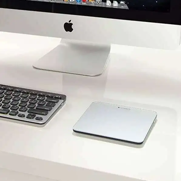 Logitech Ultra-Smooth & Roomy Wireless Trackpad for Mac - 81reT3uharL. AC SL1500 81reT3uharL. AC SL1500