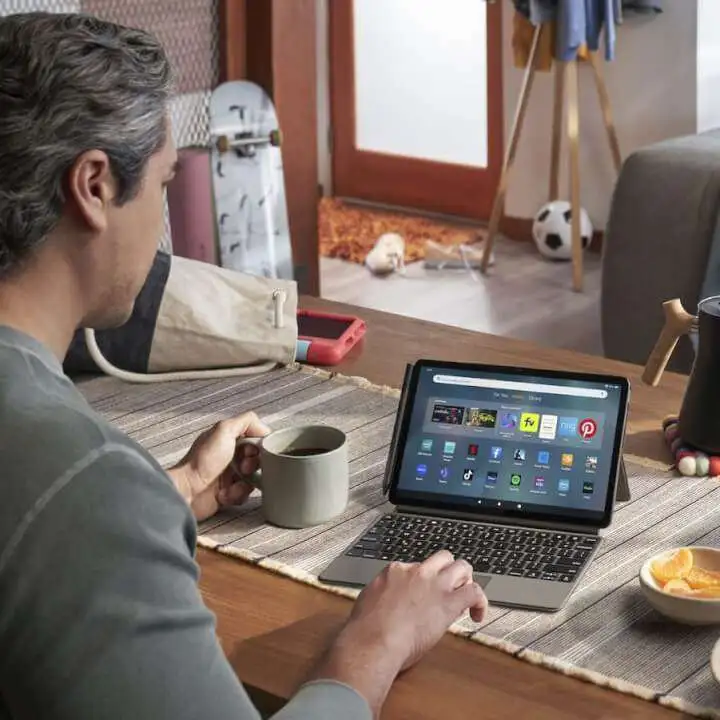 Amazon Fire Max 11 Tablet 07