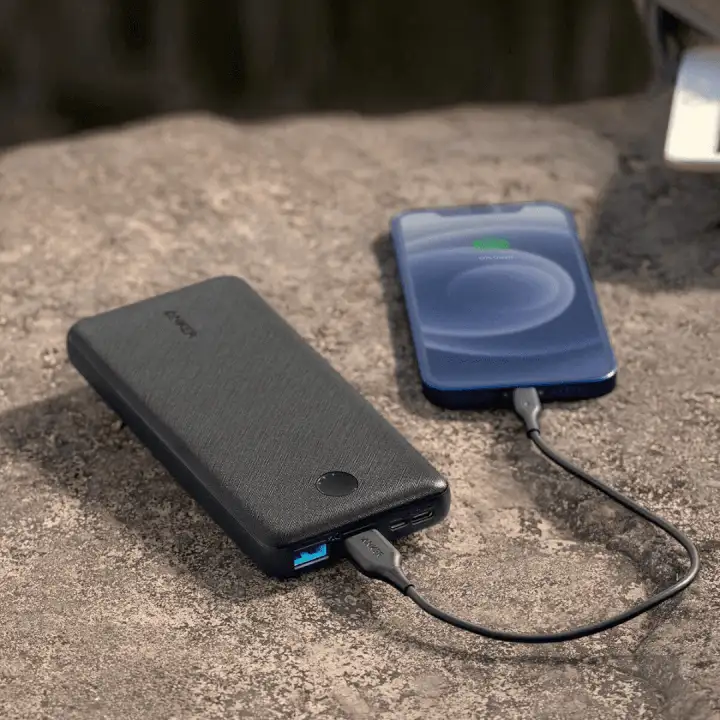 Anker 325: (Probably) The Lightest 20.000mAh Power Bank to Date - Anker 325 Anker 325