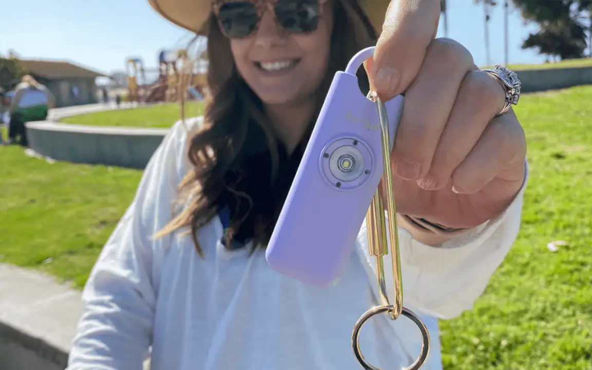 5 Best Personal Safety Alarms for Anyone Traveling Alone - Birdie Birdie