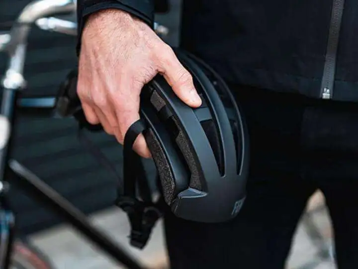 FEND: Bike Helmet You Can Fold into Your Bag - FEND Foldable Bike Helmet FEND Foldable Bike Helmet