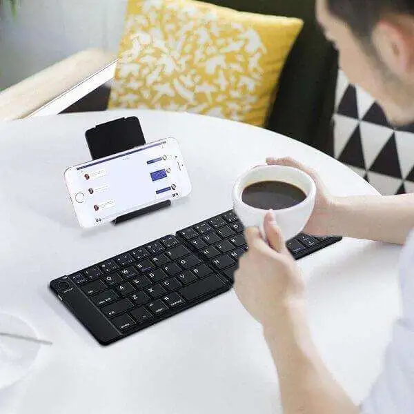 Foldable keyboard