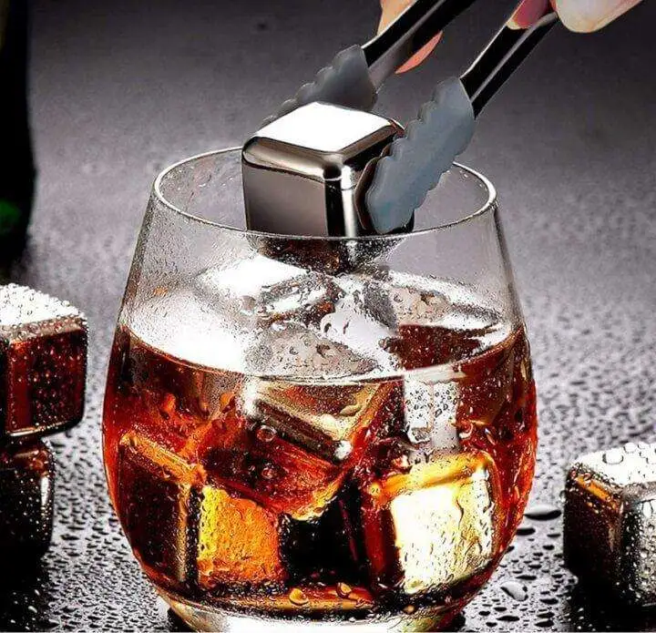 Food grade reusable ice cubes
