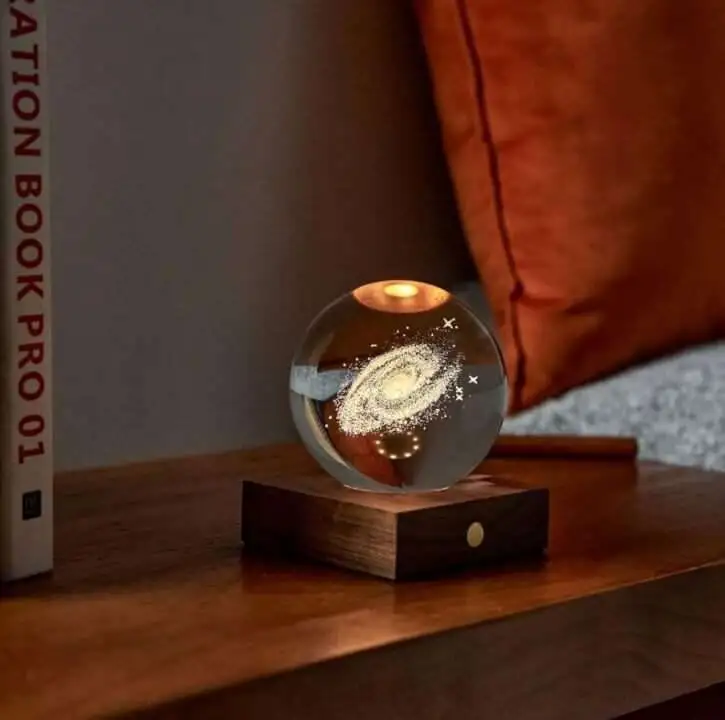 Gingko Amber Crystal Light Adds a Touch to Any Boring Room - Gingko Amber Crystal Light Adds a Touch to Any Boring Room Gingko Amber Crystal Light Adds a Touch to Any Boring Room