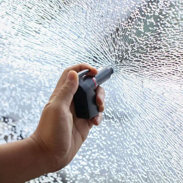 Ztylus Stinger Plus is a Life-Saving Window Breaker That Also USB Charger - IMG 3781 1000x1000 eebb3348 e22a 42e9 9025 IMG 3781 1000x1000 eebb3348 e22a 42e9 9025