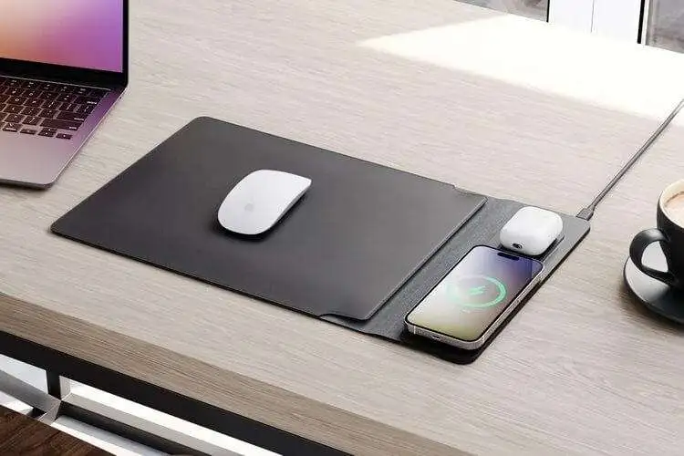 Journey Nexa Laptop Sleeve Charges Phone and Protects Laptop - Journey Nexa Laptop Sleeve Journey Nexa Laptop Sleeve