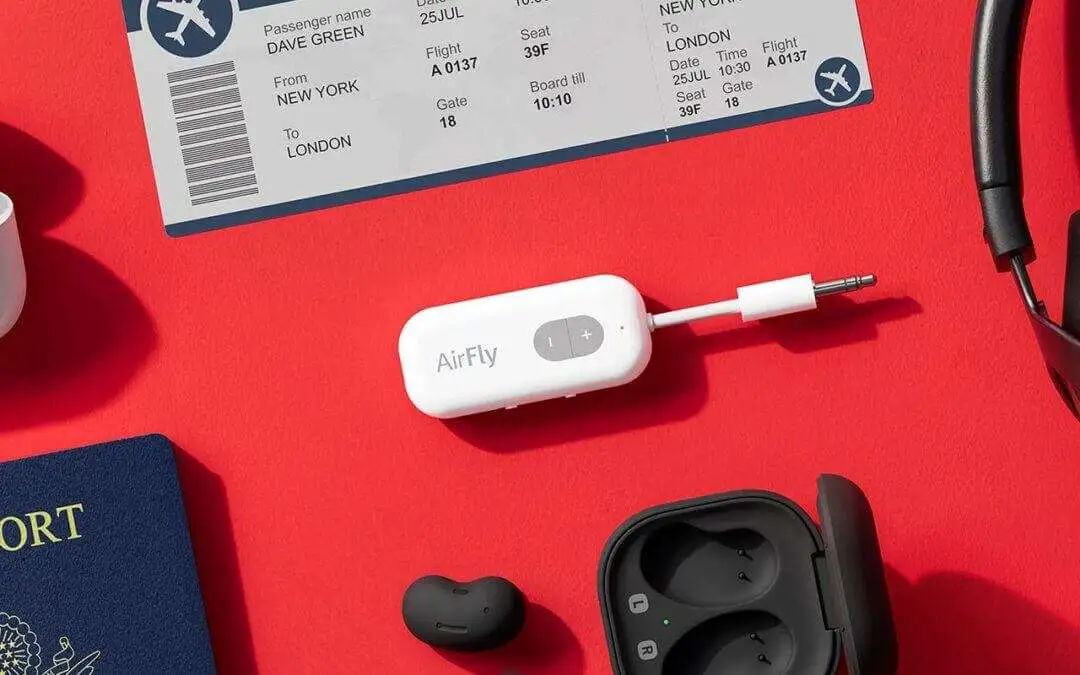 16 Must-Carry Gadgets on Every Plane Trip