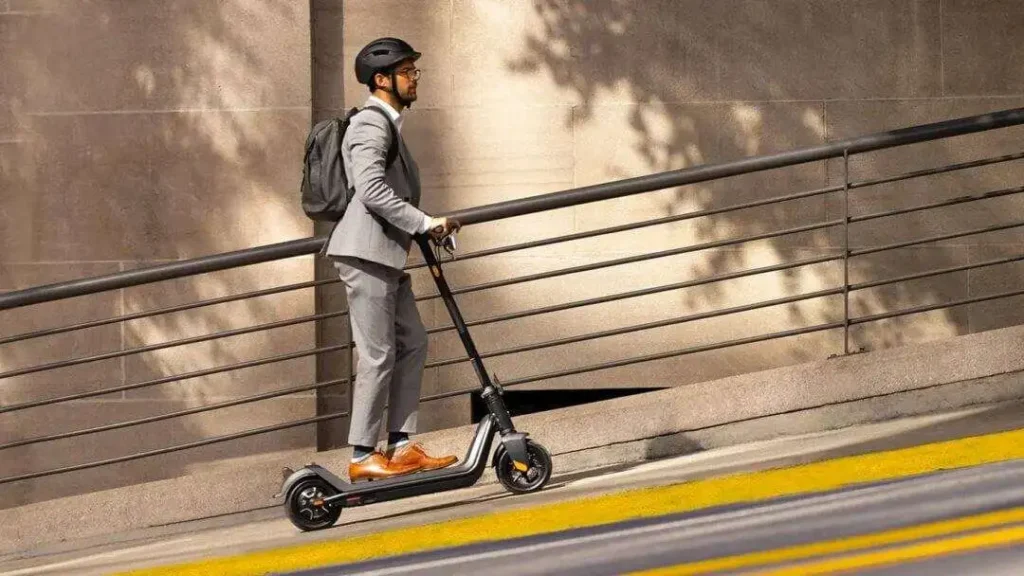 Top 7 Adult Electric Scooters Daily Commuting - NIU KQi3 Pro NIU KQi3 Pro