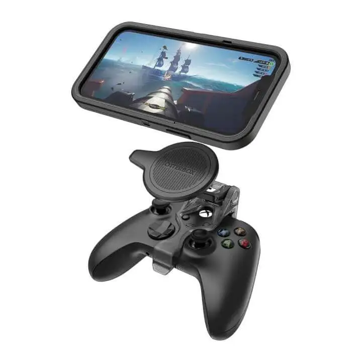 OtterBox Xbox Mobile Gaming Clip for MagSafe scaled 1