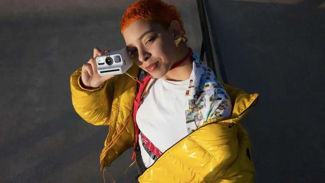 Polaroid Go Camera 06