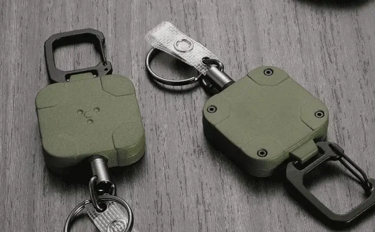 Trending Holiday Gift Ideas That Won't Break the Bank - image 101 image 101