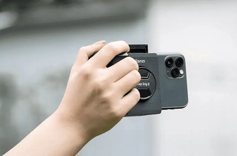 Incredible Travel Smartphone Accessories to Buy in 2025 - image 178 image 178