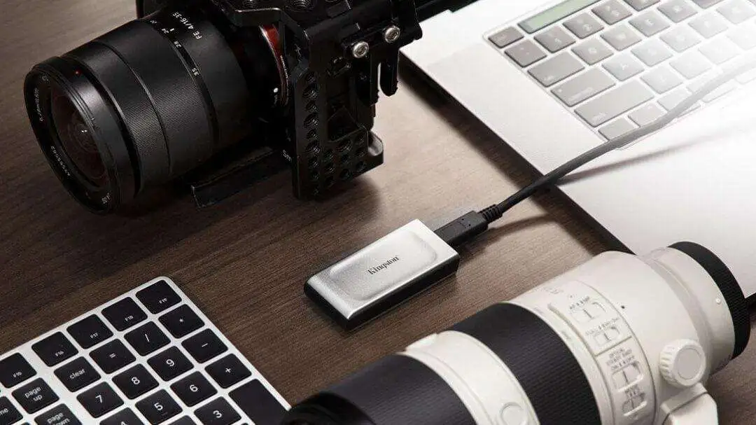 7 Best Mini Portable SSDs That Can Fit in Any of Your Pocket - kingson sx2000 ssd kingson sx2000 ssd