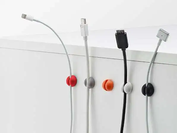 Waterproof and Durable Moldable Glue - product 38868 product shots2 product 38868 product shots2