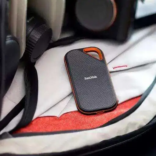 7 Best Mini Portable SSDs That Can Fit in Any of Your Pocket - sandisk extreme portable ssd sandisk extreme portable ssd