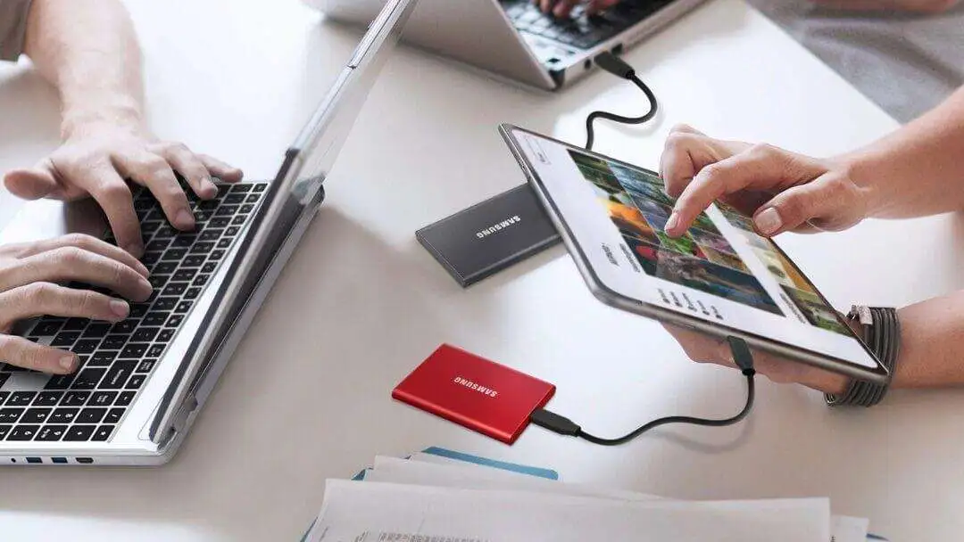Samsung T7 Pocket-Sized SSD Offers Blazing1050MB/s Transfer via USB - t7 7 4 t7 7 4