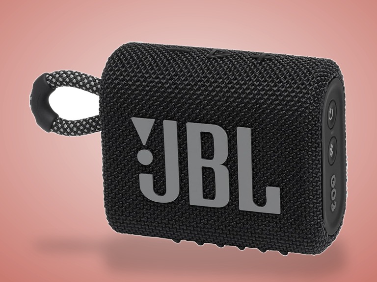JBL Go 3 Packs Big Sound Into a Tiny Waterproof Speaker